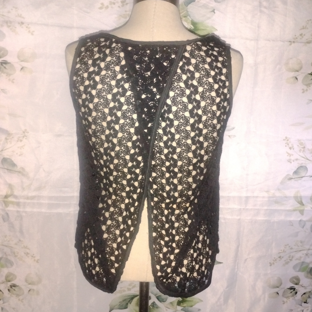5For$12 Lace Open Back Top